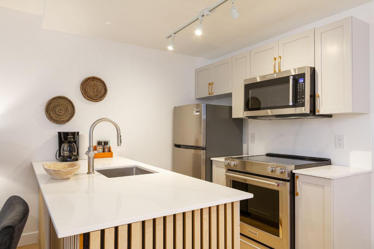 Newly Renovated Suite In Whistler Village Sleeps 4 Ngoại thất bức ảnh